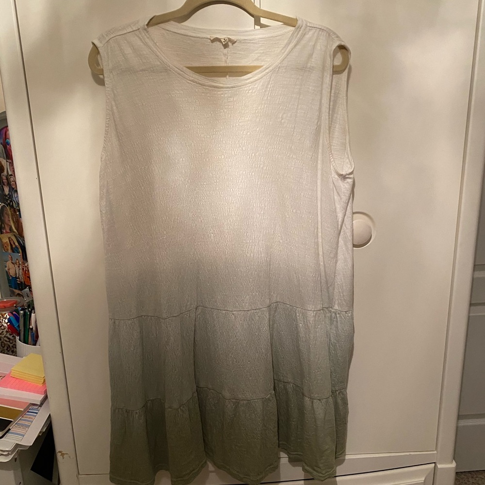 Easel White Sleeveless Crew Neck Sundress